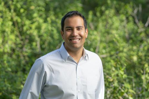 Ajit Divakaruni Headshot