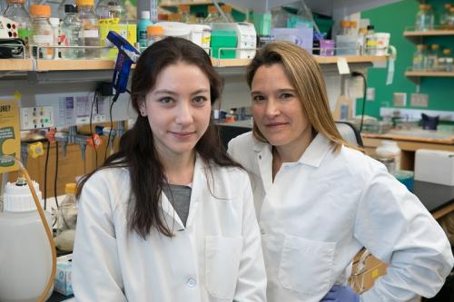 Leanne Jones (right) and first author Sophia Lewis