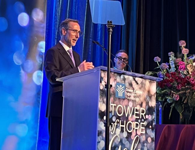 Dr. Antoni Ribas receiving the Healing Award at the Tower Cancer Research Foundation Hope Gala
