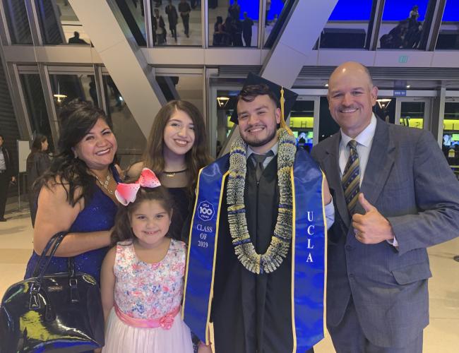 Carlos Galván family photo on graduation day