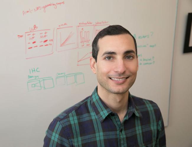 Andrew Goldstein Headshot